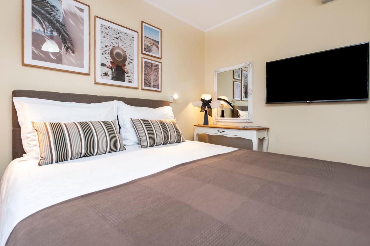 Apartments Villa Istria Rovinj Ngoại thất bức ảnh