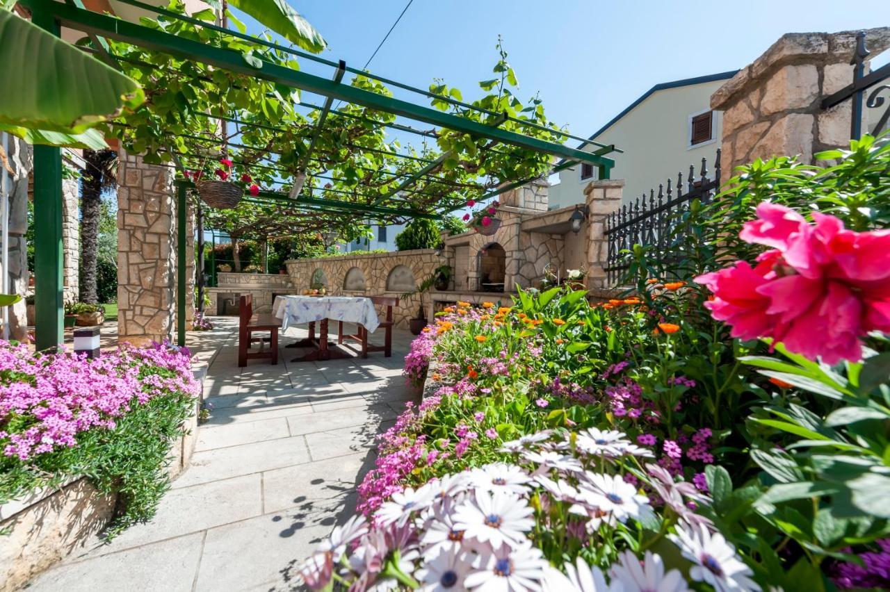 Apartments Villa Istria Rovinj Ngoại thất bức ảnh